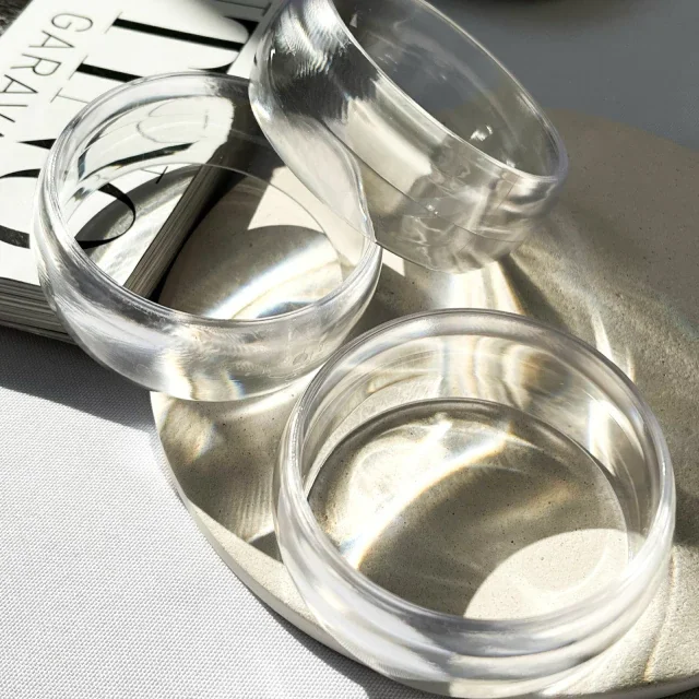 BRACELETE TRANSPARENTE REDONDO GROSSO Atacado