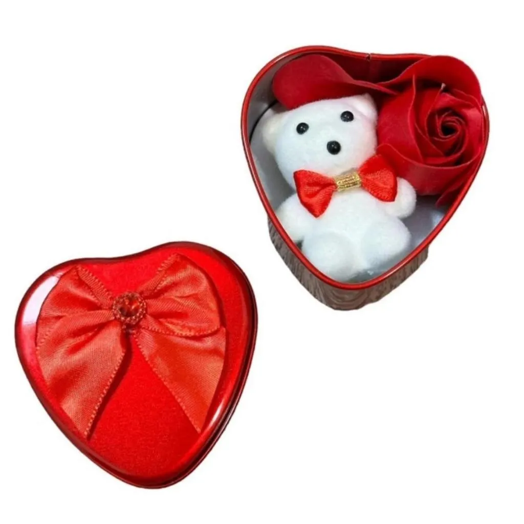 GF133702 URSINHO C/ROSA NA CAIXA CORACAO 6CM Atacado