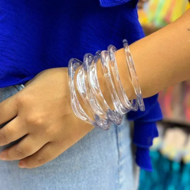 BRACELETE TRANSPARENTE ACRÍLICO QUADRADO Atacado