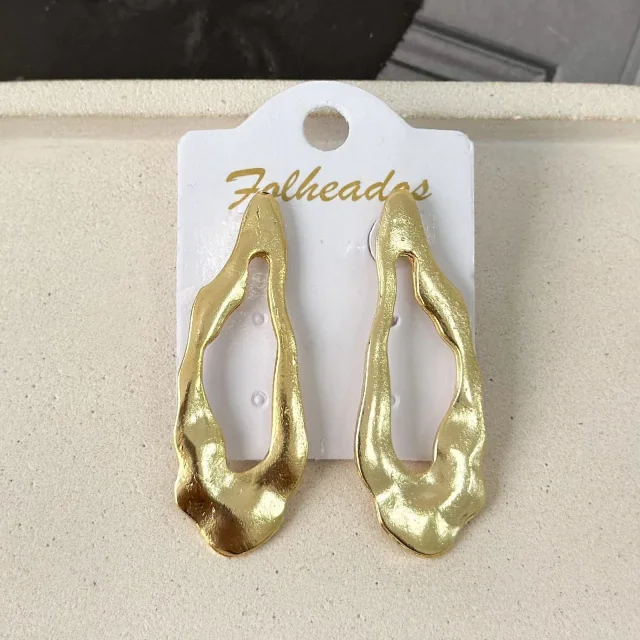 BRINCO FOLHEADO DOURADO ORGÂNICO Atacado