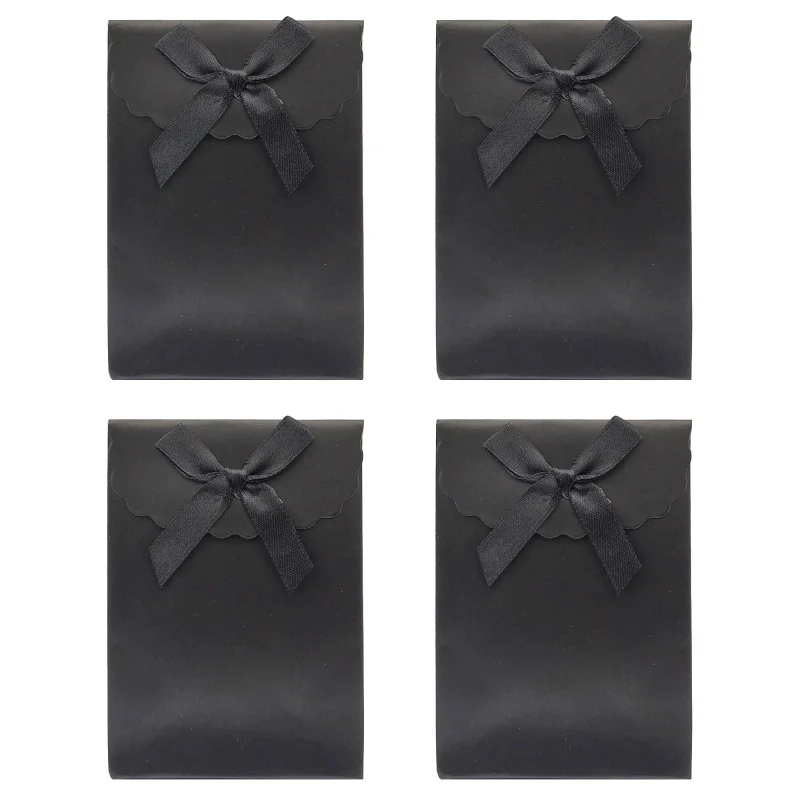 Sacola de Papel para Presente P - Com Velcro e Laço - 7,5x10,5x4 cm (12 unidades) - Preto Atacado para Revenda