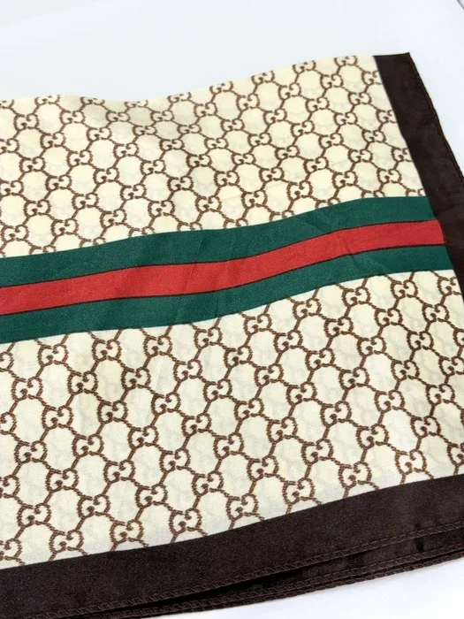 Lenço Cores Variadas